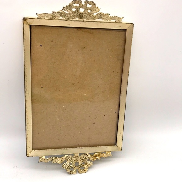 None Accents Vintage Lightly Brushed Ornately Silver Hanging Frame